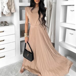 Béžový elegantní plisovaný komplet LEEROYA Velikost: ONESIZE