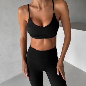 Černá sportovní podprsenka VELIRA na ramínka Velikost: L