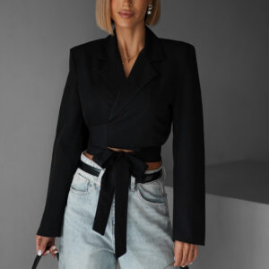Černé krátké crop sako SUZINA s páskem Velikost: ONESIZE