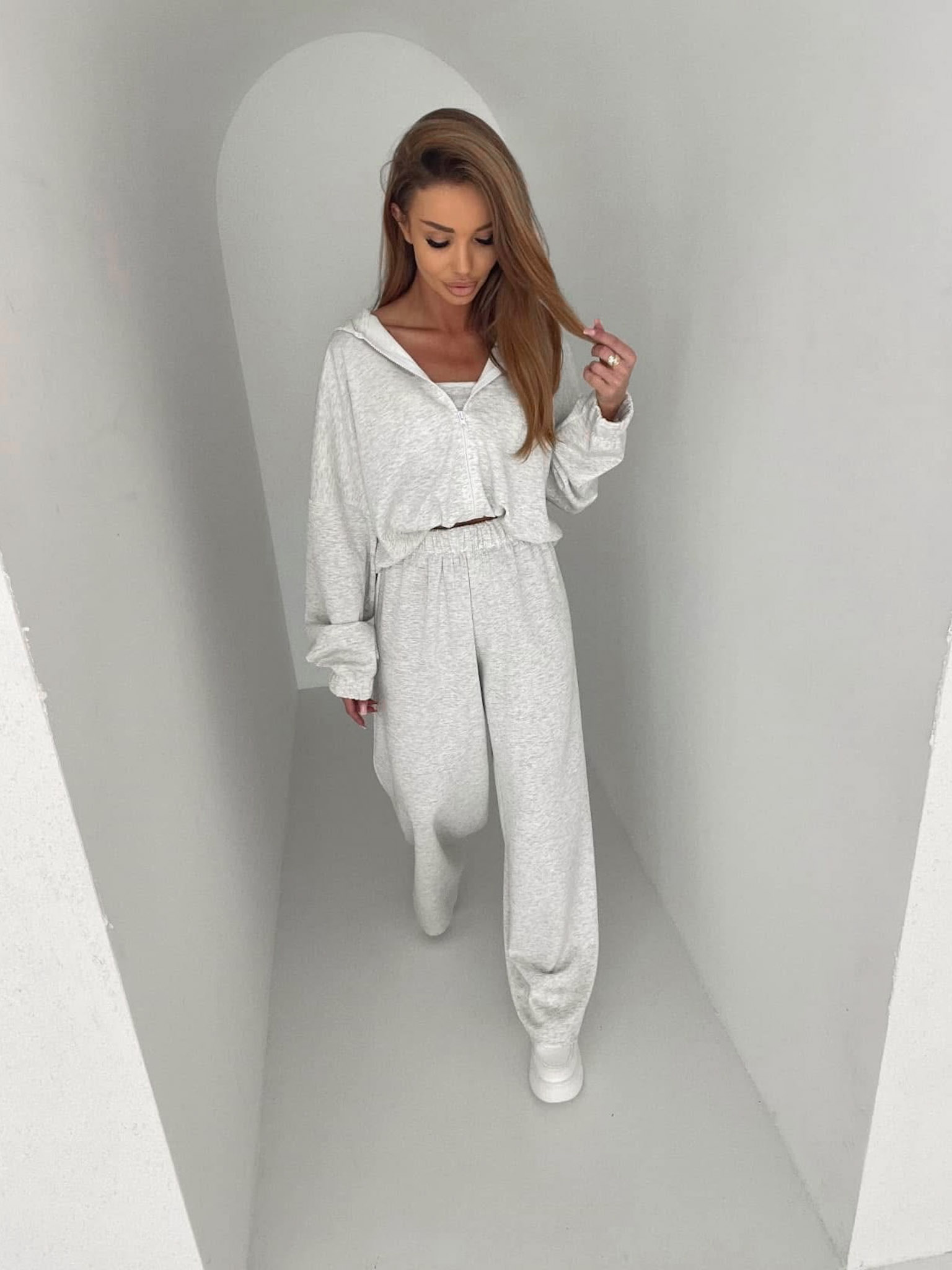 Šedivá stylová tepláková souprava BEAUN s topem Velikost: ONESIZE