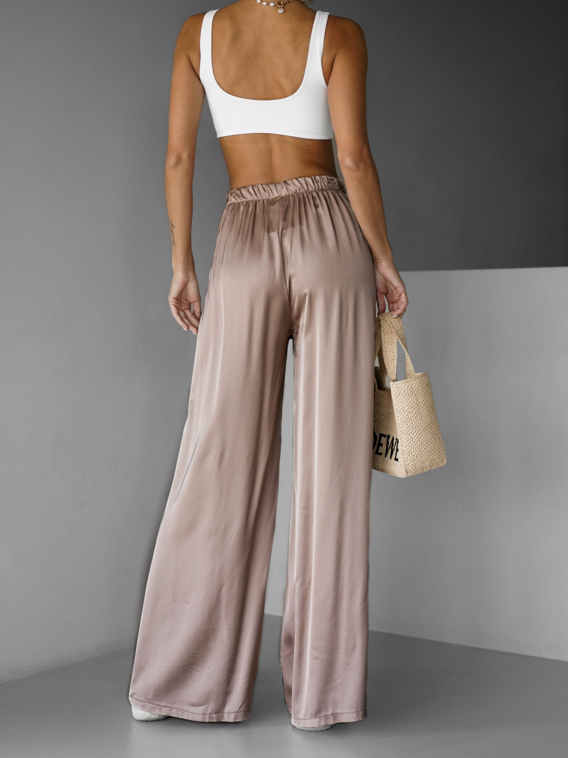 Světle hnědé saténové široké kalhoty SITAKE Velikost: Standardní délka - Obrázek 3