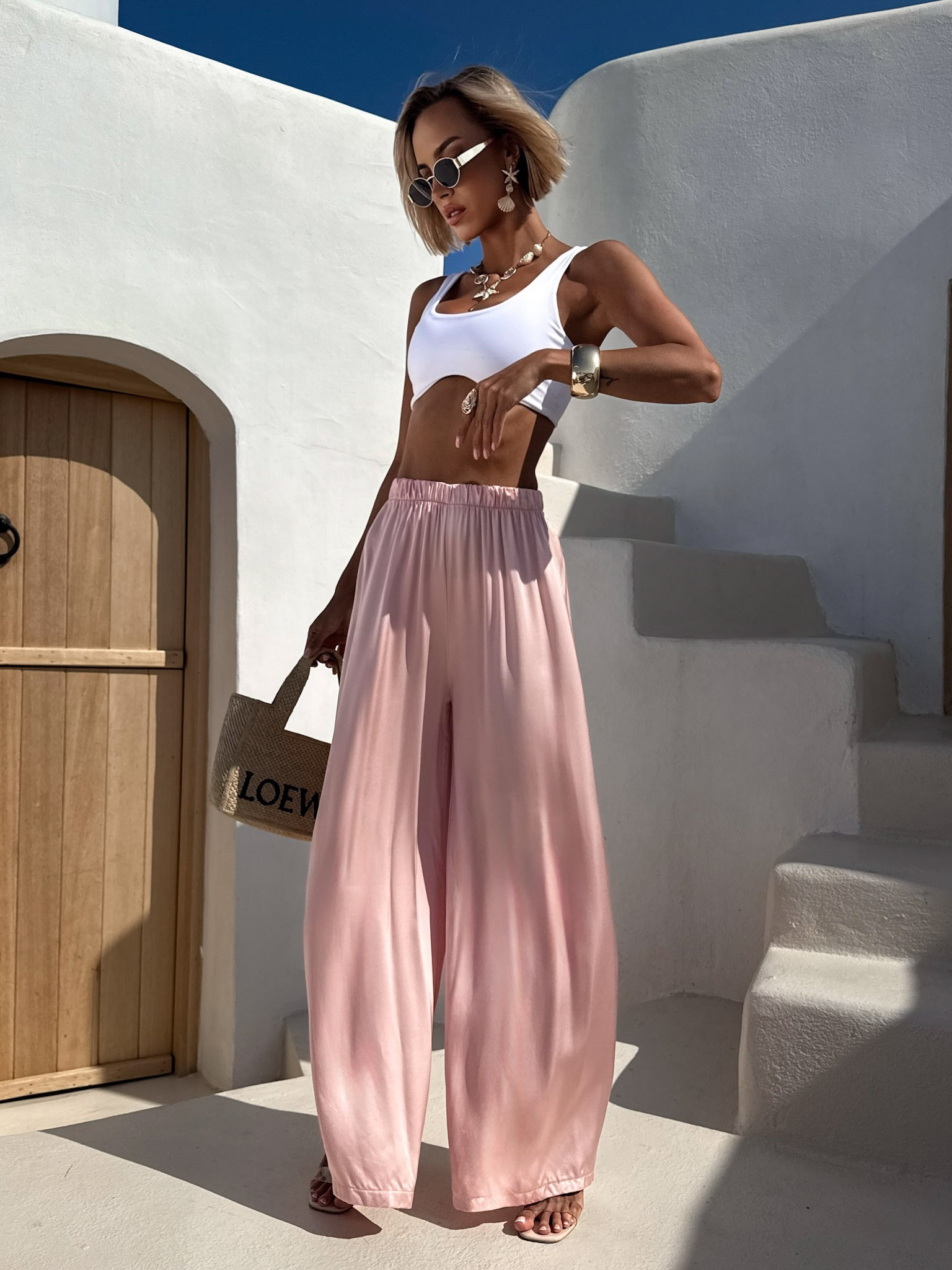 Světle růžové dlouhé saténové široké kalhoty SITAKE Velikost: Extra délka