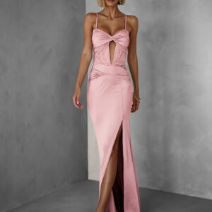 Světle růžové dlouhé společenské šaty LIMONA s průstřihy Velikost: ONESIZE