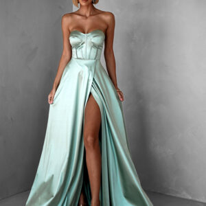 Světle zelené saténové šaty GYBRAL s korzetem Velikost: ONESIZE