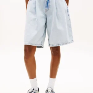 Tommy Jeans dámské džínové kraťasy DW0DW227091AB 31