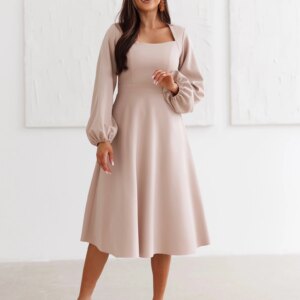 Béžové elegantní společenské midi šaty MARAYA Velikost: XL