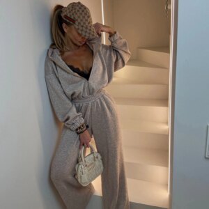 Béžový dlouhý luxusní overal SETERIO se širokými nohavicemi Velikost: ONESIZE