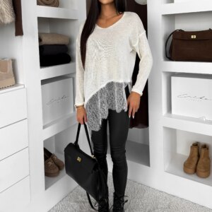 Bílý oversize svetřík MALFIO s krajkou Velikost: ONESIZE