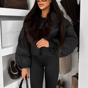 Černá zimní short bunda DRIXINA s kožíškem Velikost: M/L