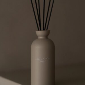 Difuzér do bytu s tyčinkami FLEUR 250 ml Varianta: 250 ml