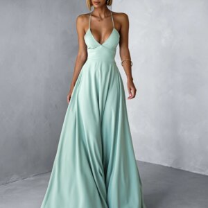 Zelenkavé dlouhé splývavé šaty DAMIANO s výstřihem Velikost: ONESIZE
